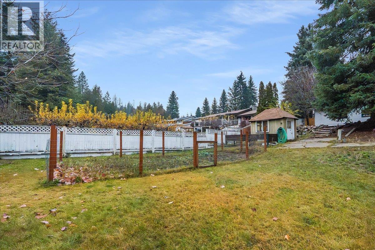 1408 Meadowbrook Drive, Castlegar