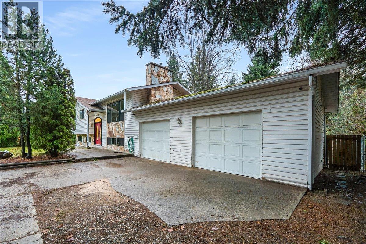 1408 Meadowbrook Drive, Castlegar