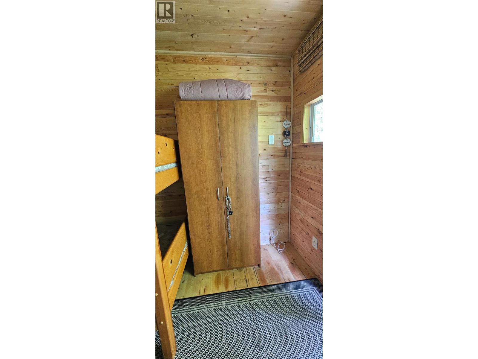  3953 Short Road, Eagle Bay