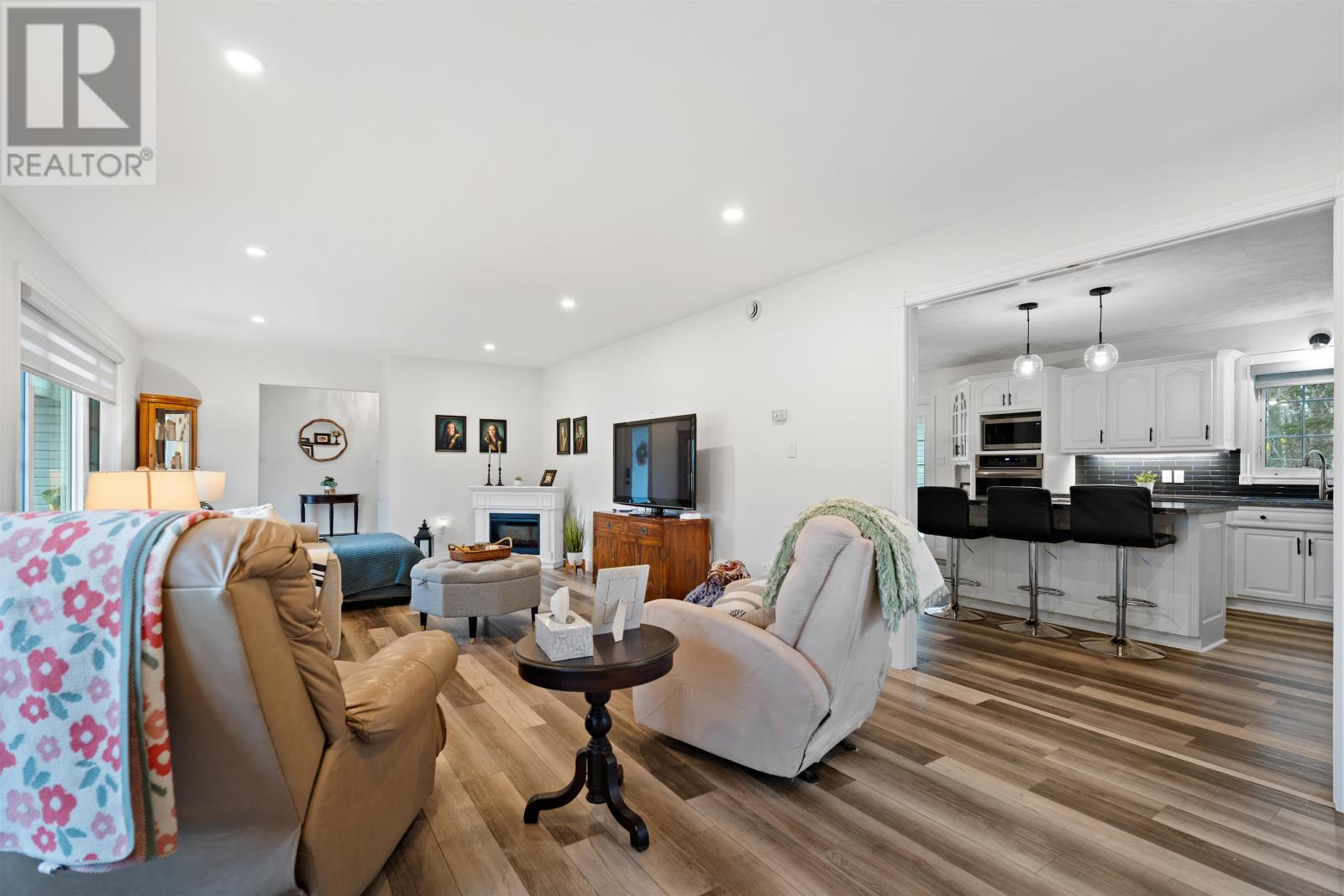 244 COLIN AVENUE - 13