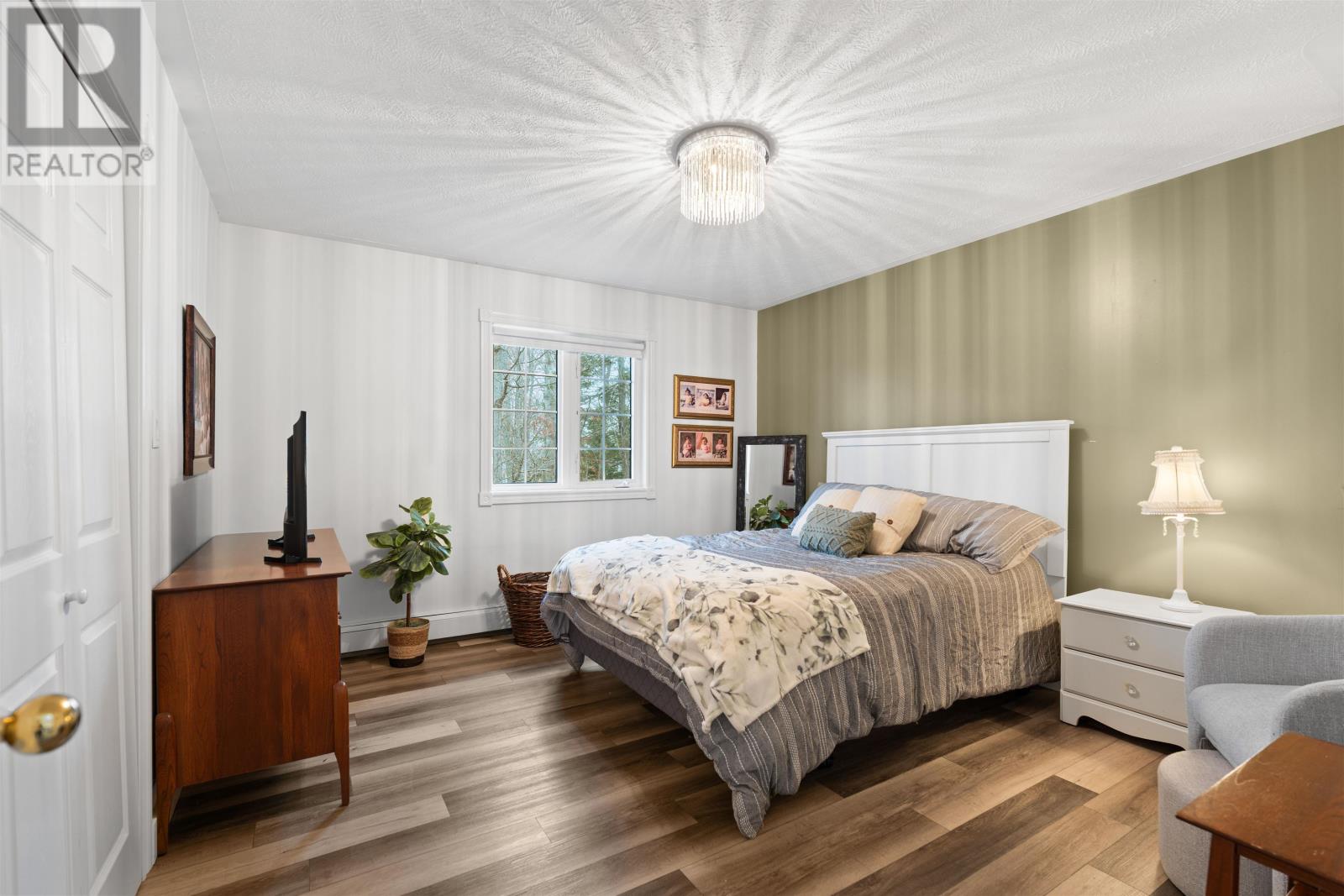 244 COLIN AVENUE - 25