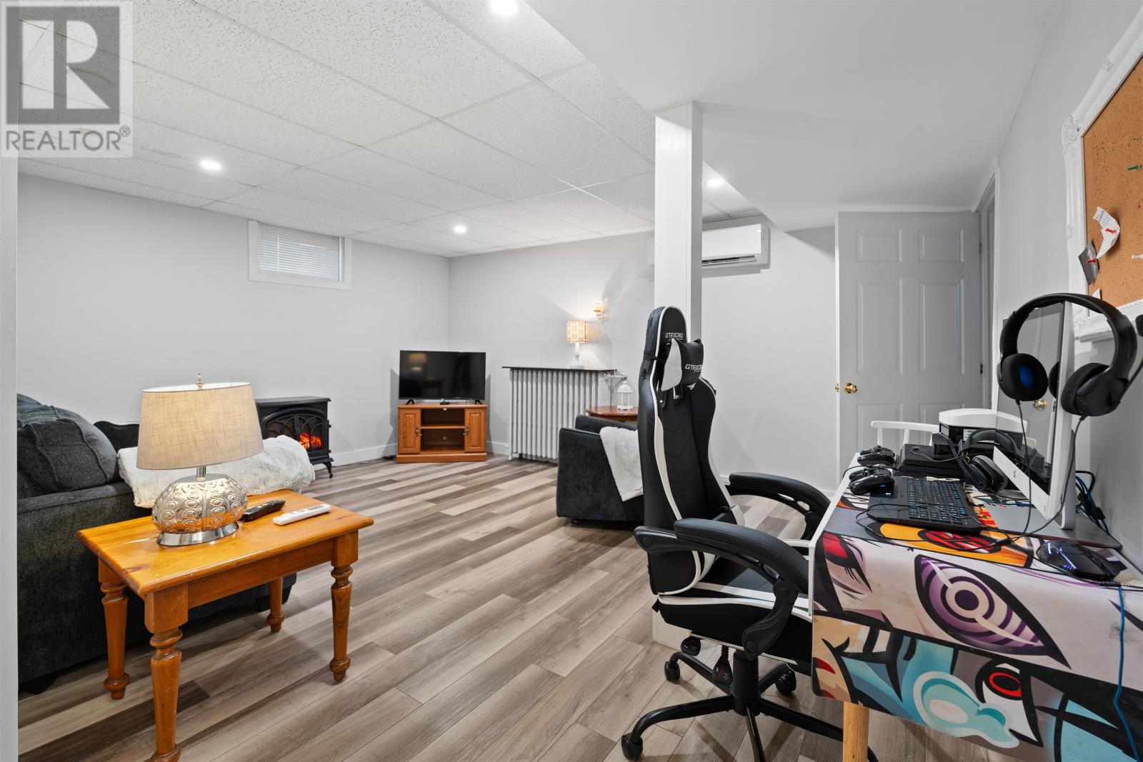 244 COLIN AVENUE - 33