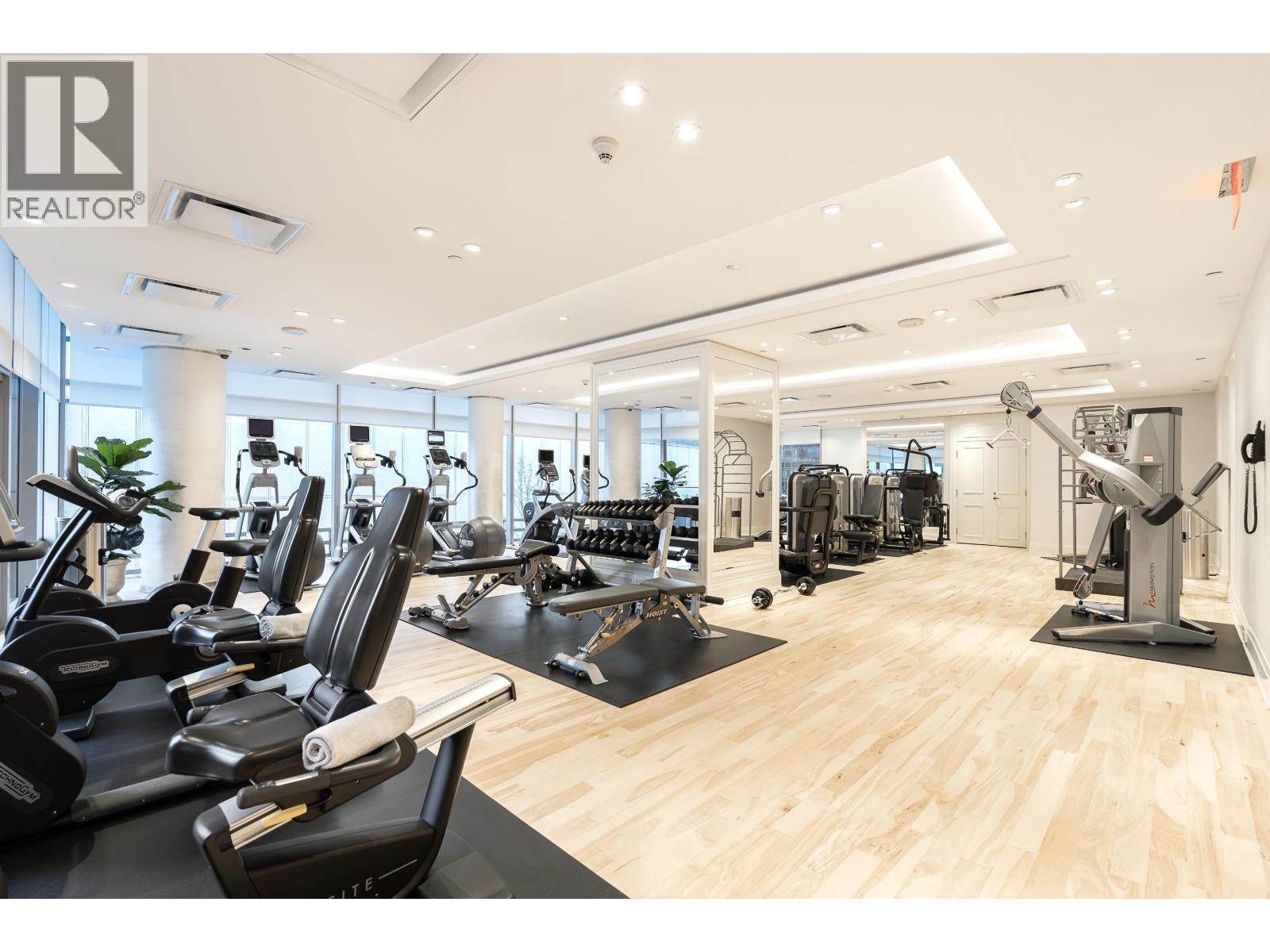 2902 667 HOWE STREET, Vancouver