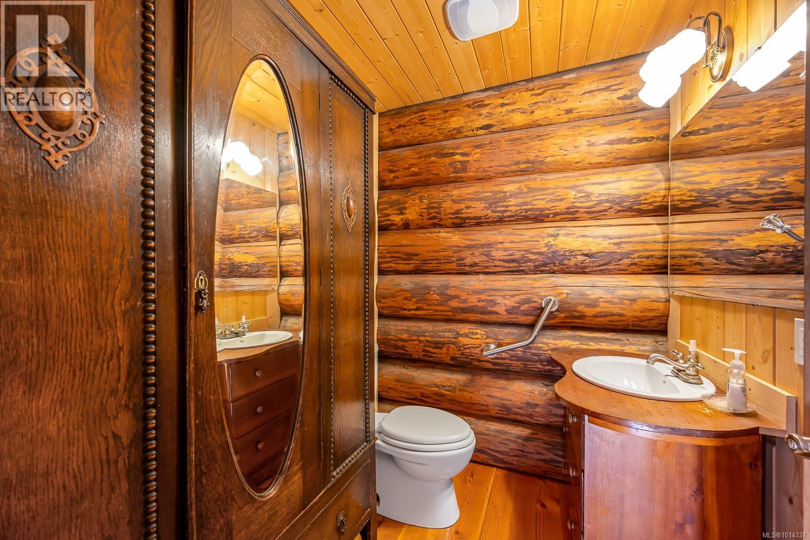 4867 Lorna Lane, Campbell River