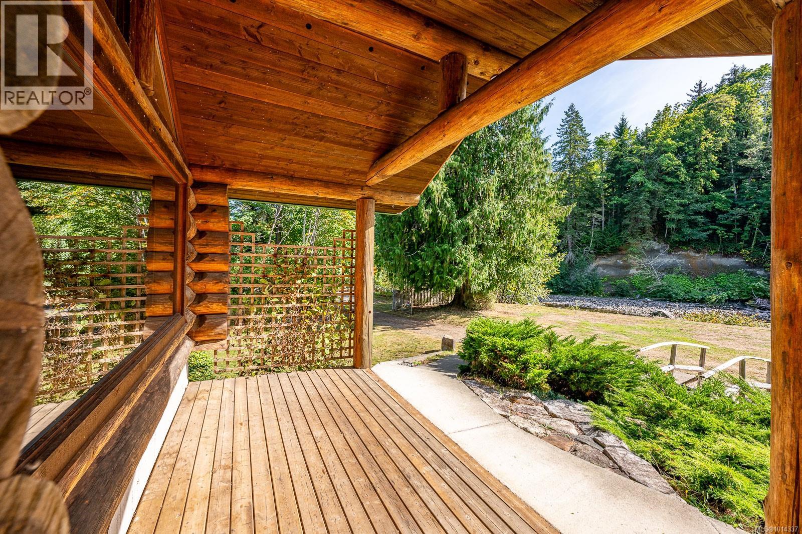 4867 Lorna Lane, Campbell River