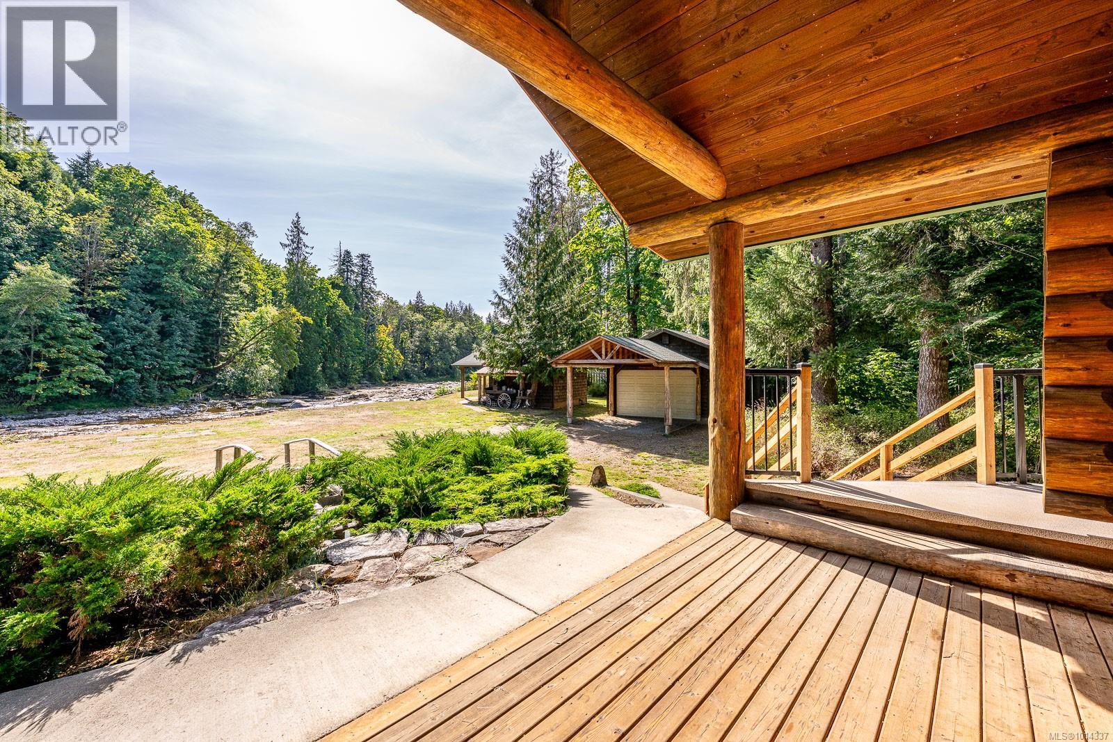 4867 Lorna Lane, Campbell River