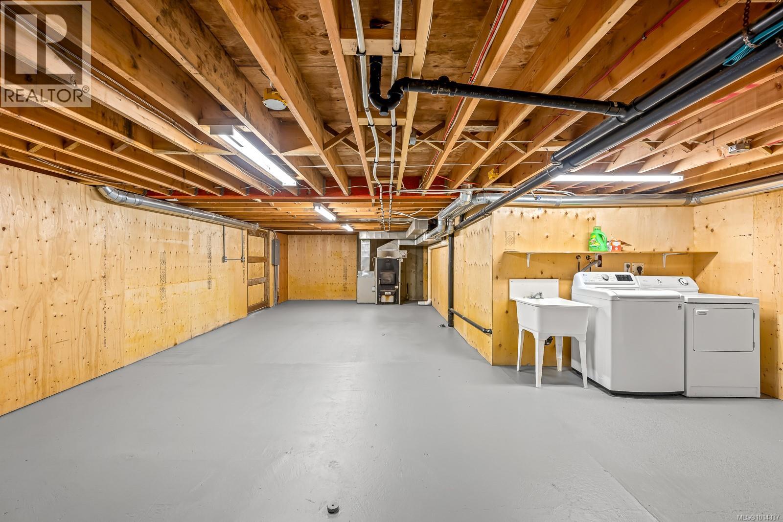 4867 Lorna Lane, Campbell River