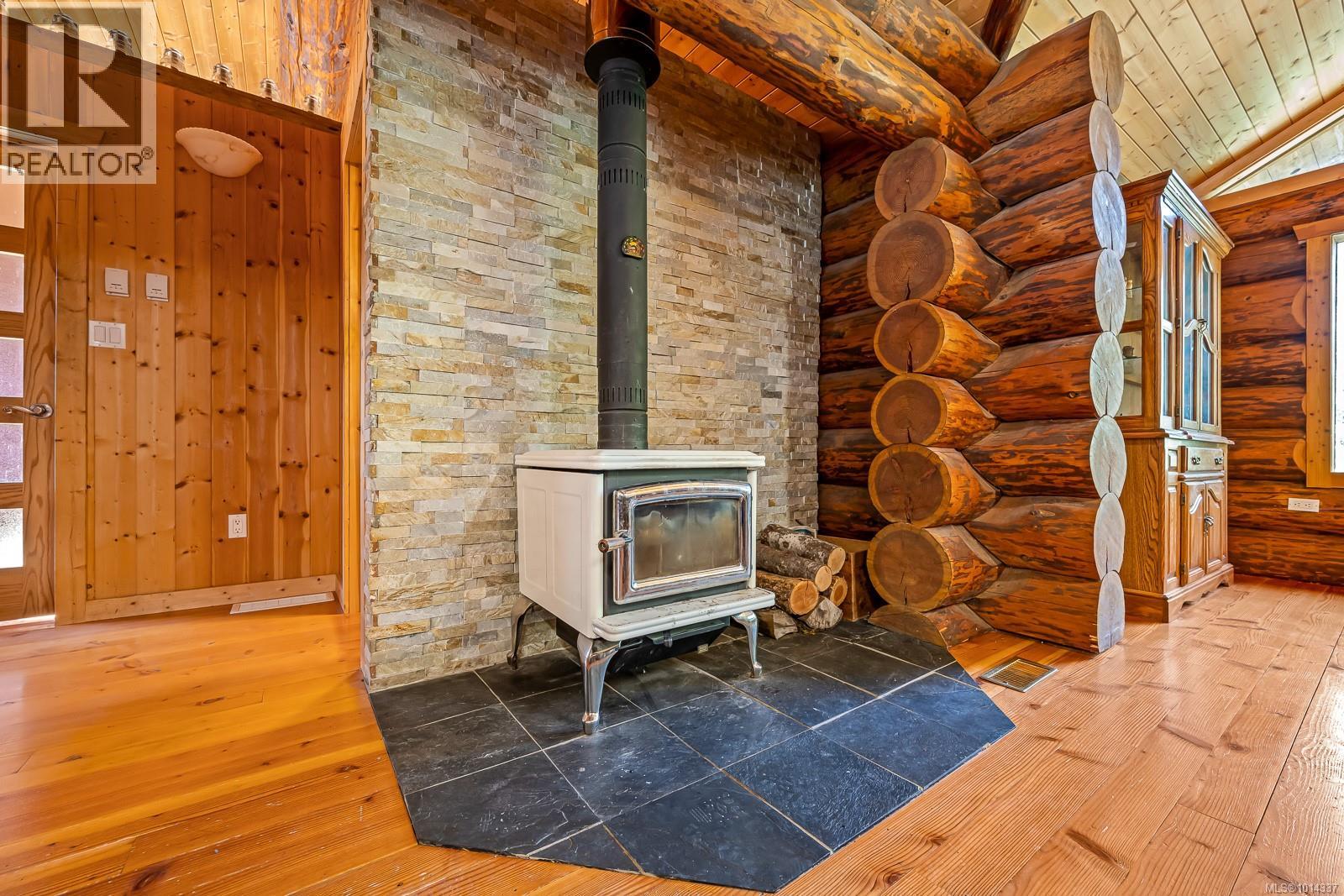 4867 Lorna Lane, Campbell River