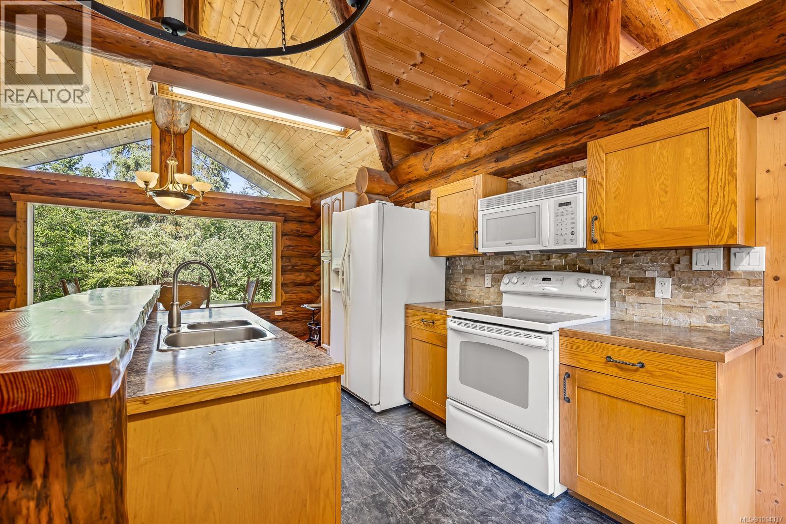 4867 Lorna Lane, Campbell River