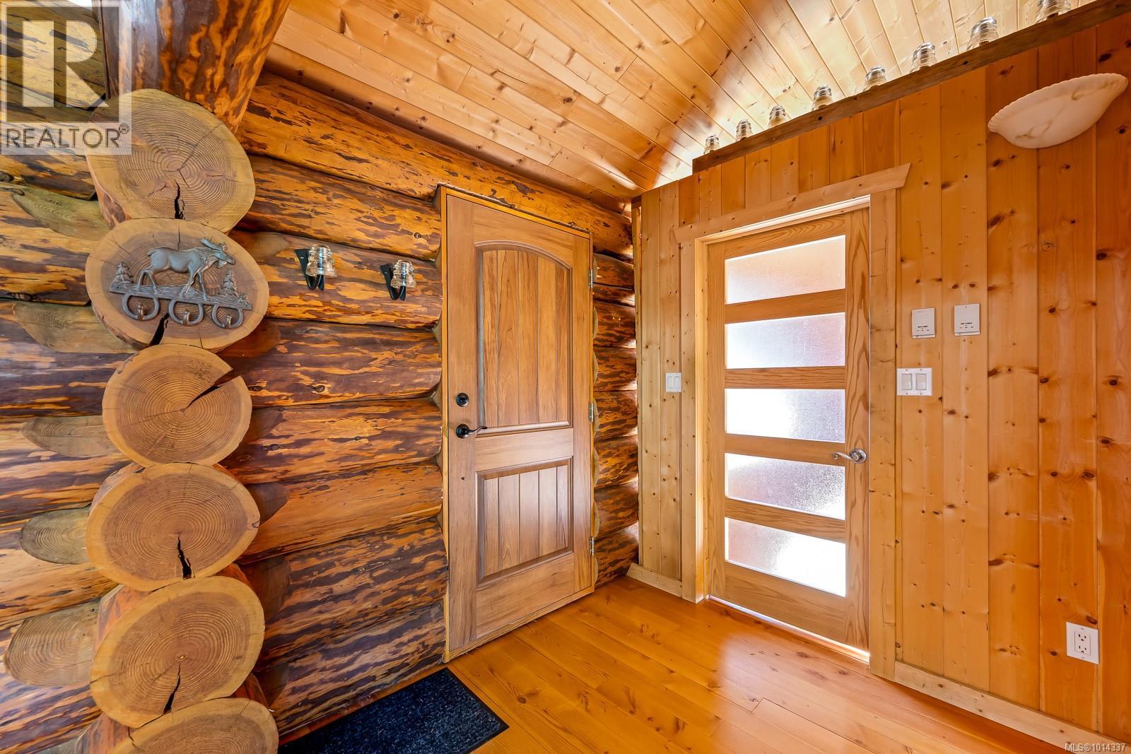 4867 Lorna Lane, Campbell River