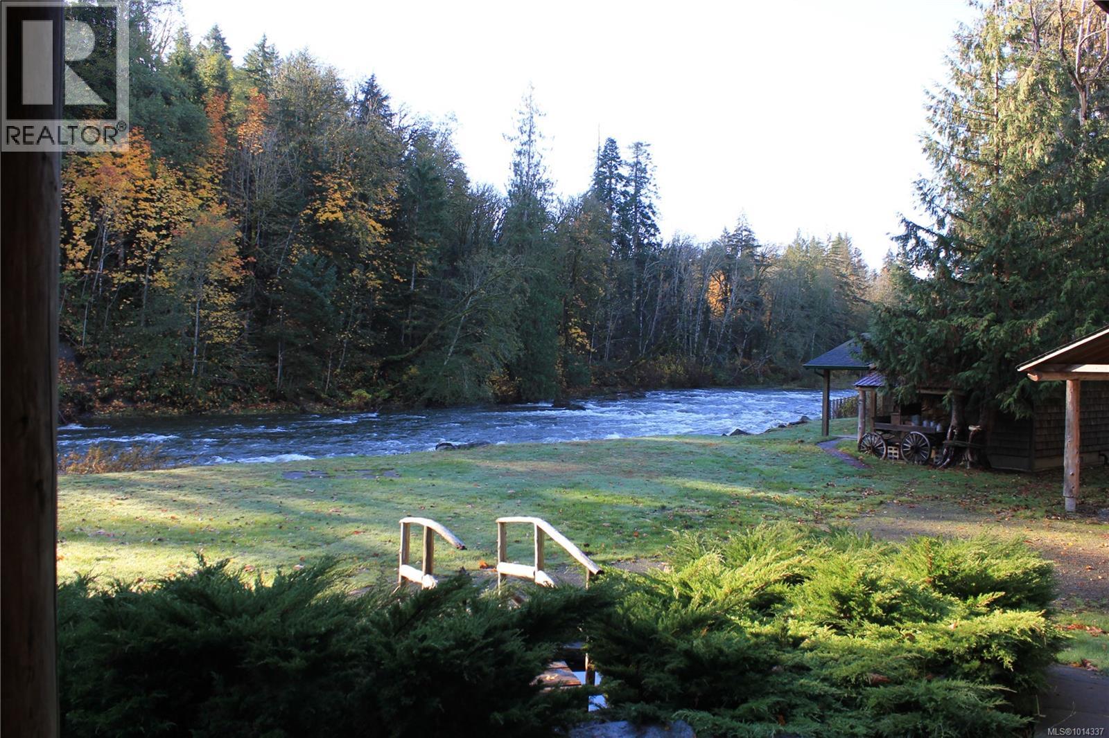 4867 Lorna Lane, Campbell River