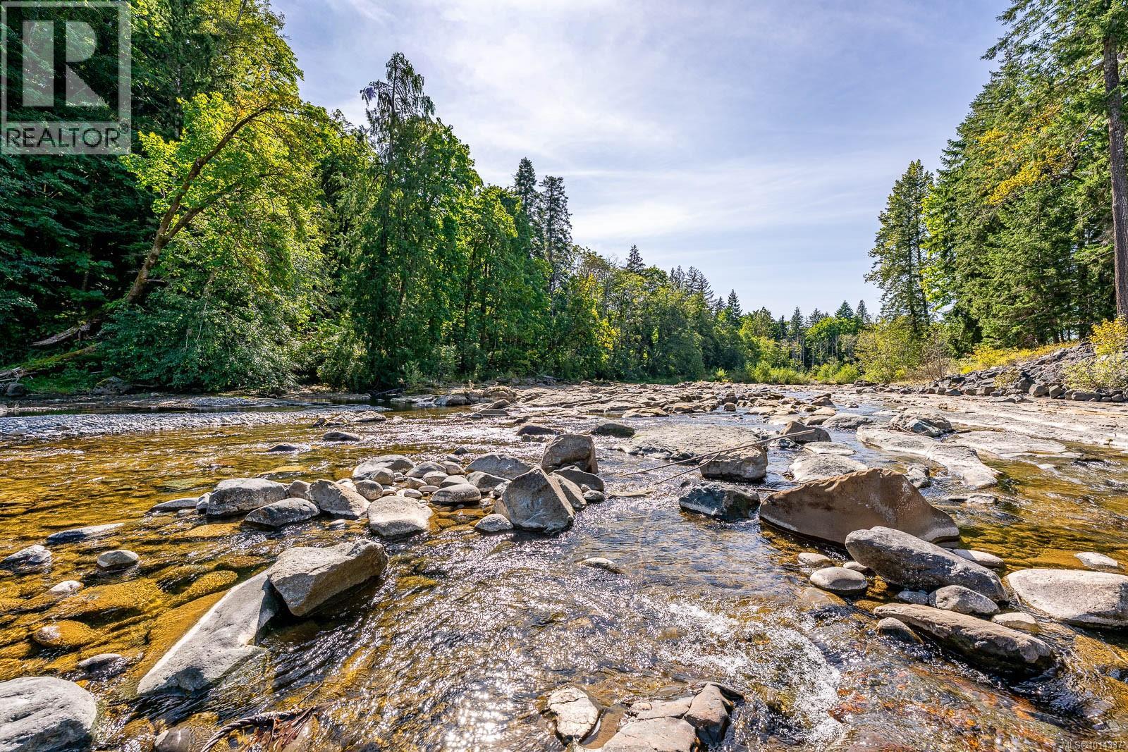 4867 Lorna Lane, Campbell River