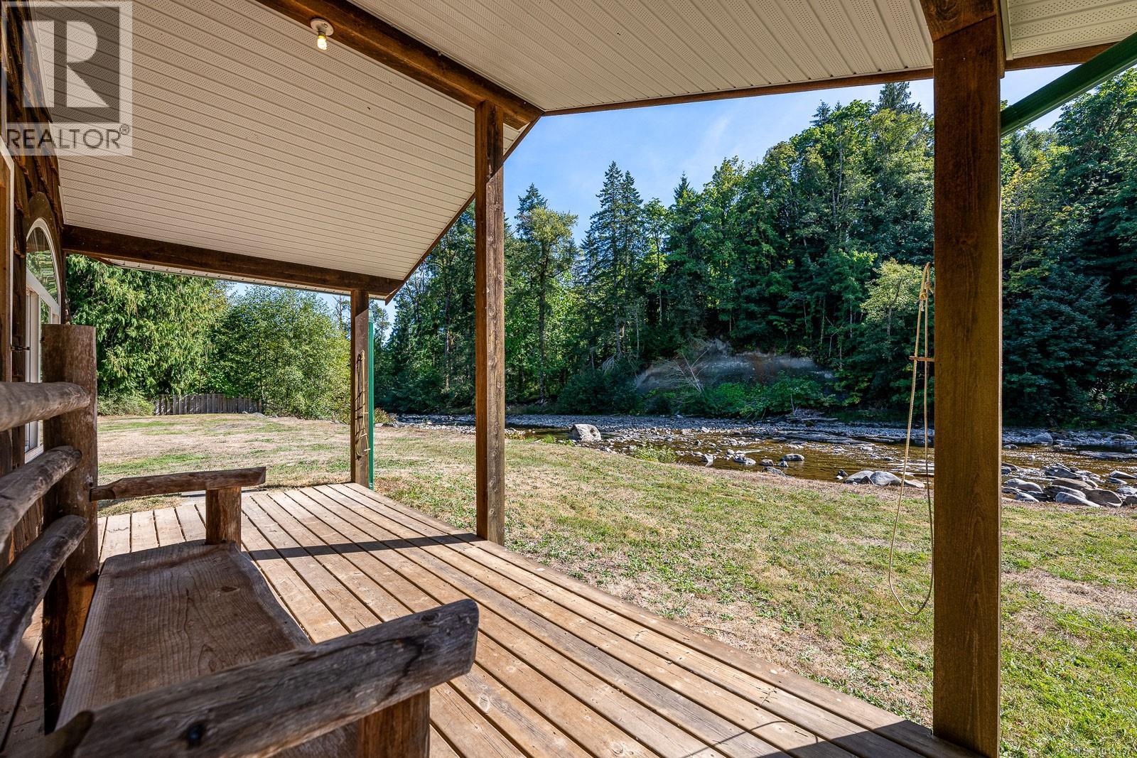 4867 Lorna Lane, Campbell River