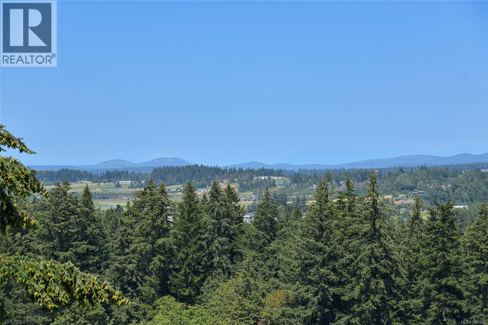 403 5388 Hill Rise Terr, Saanich