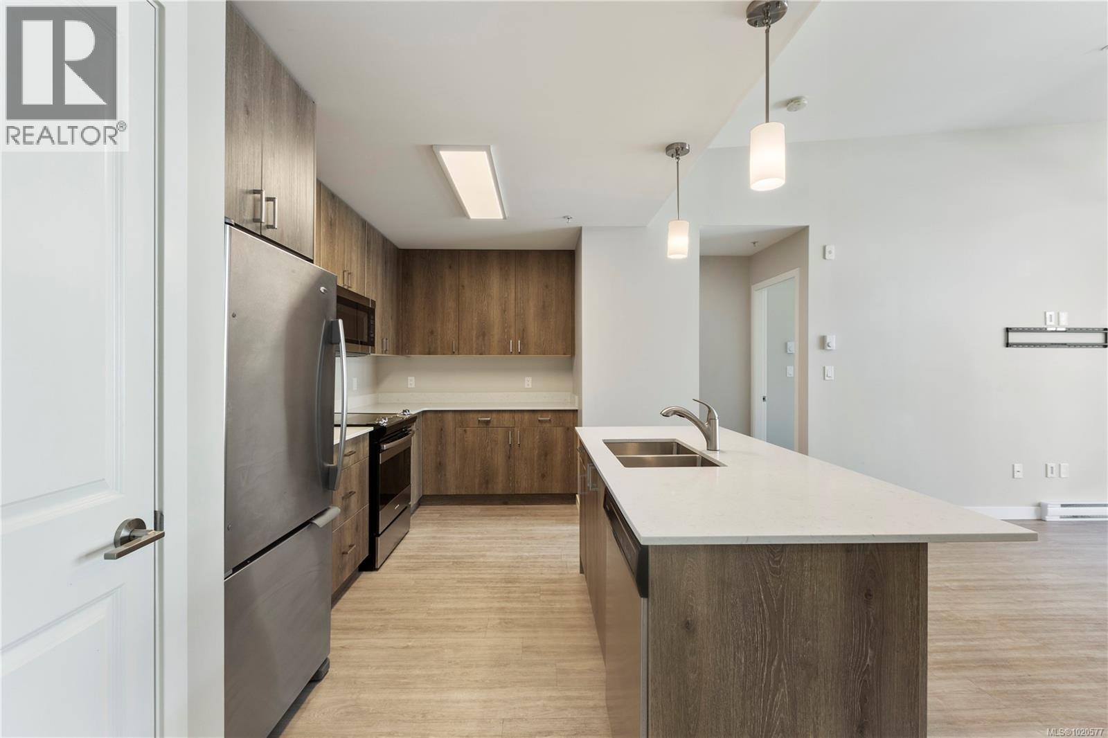 301 100 Presley Pl, View Royal