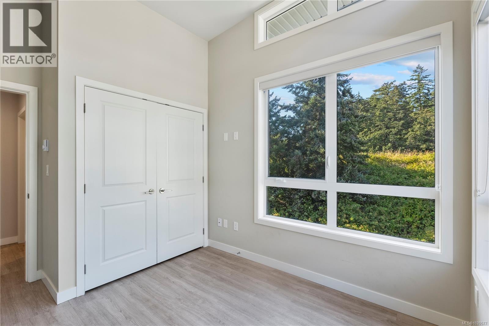 301 100 Presley Pl, View Royal