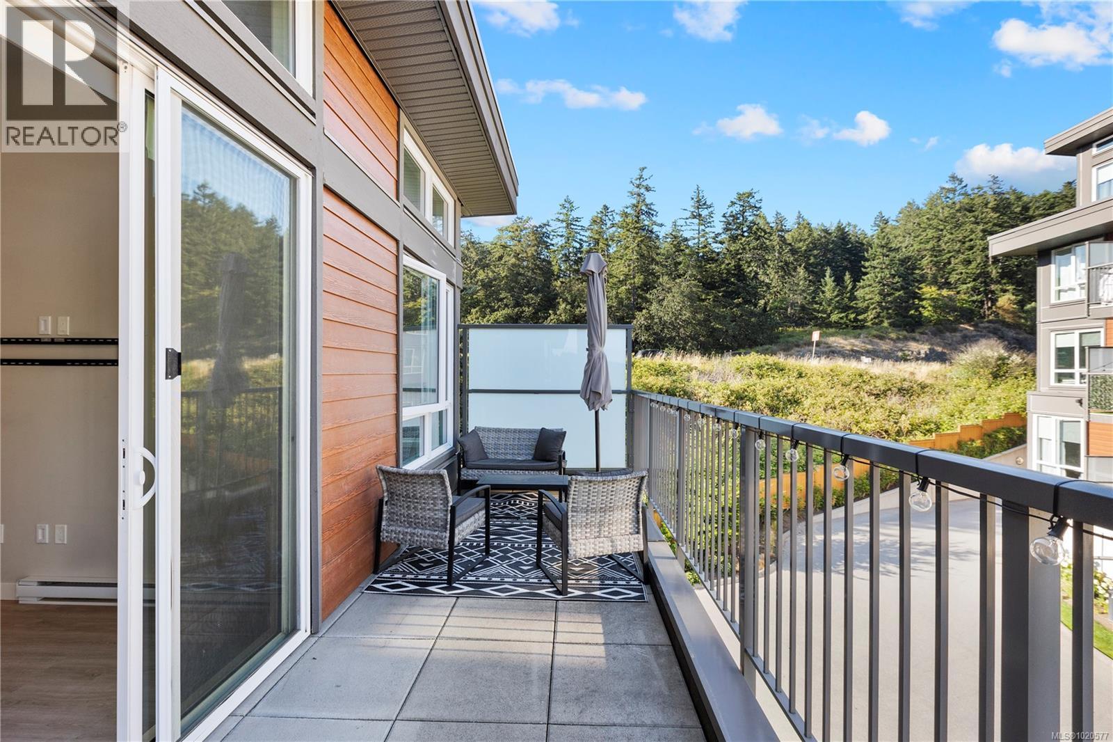 301 100 Presley Pl, View Royal