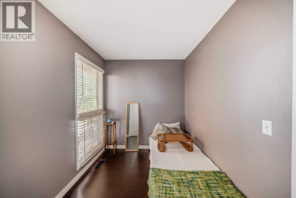 Single Family House for Sale in  Whitehill Place NE Whitehorn Calgary 