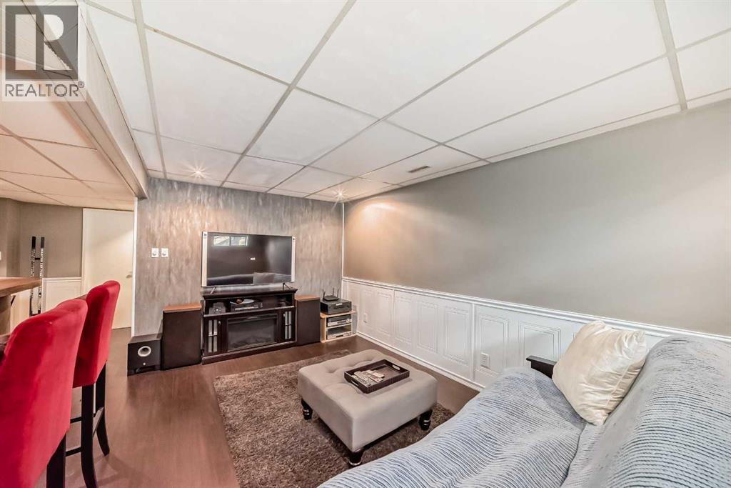 Single Family House for Sale in  Whitehill Place NE Whitehorn Calgary 