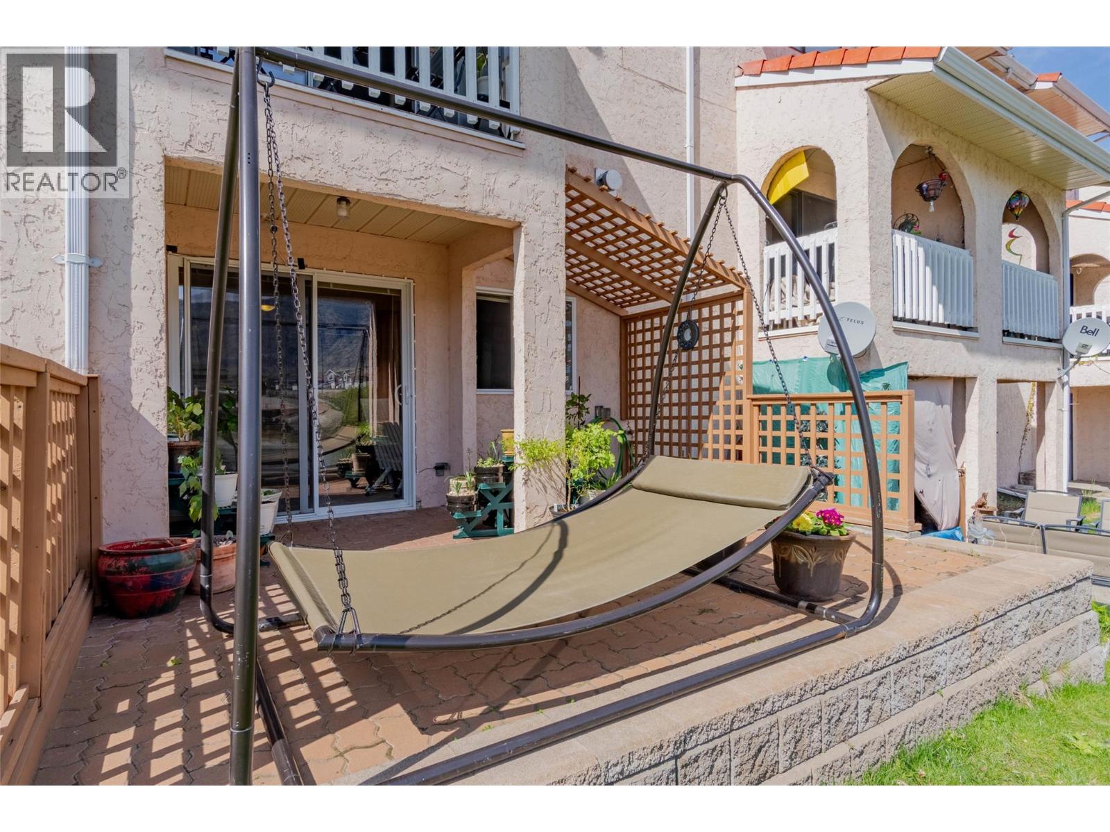 8029 VEDETTE Drive, Osoyoos