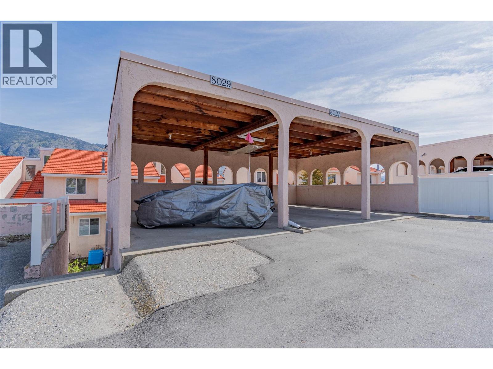 8029 VEDETTE Drive, Osoyoos