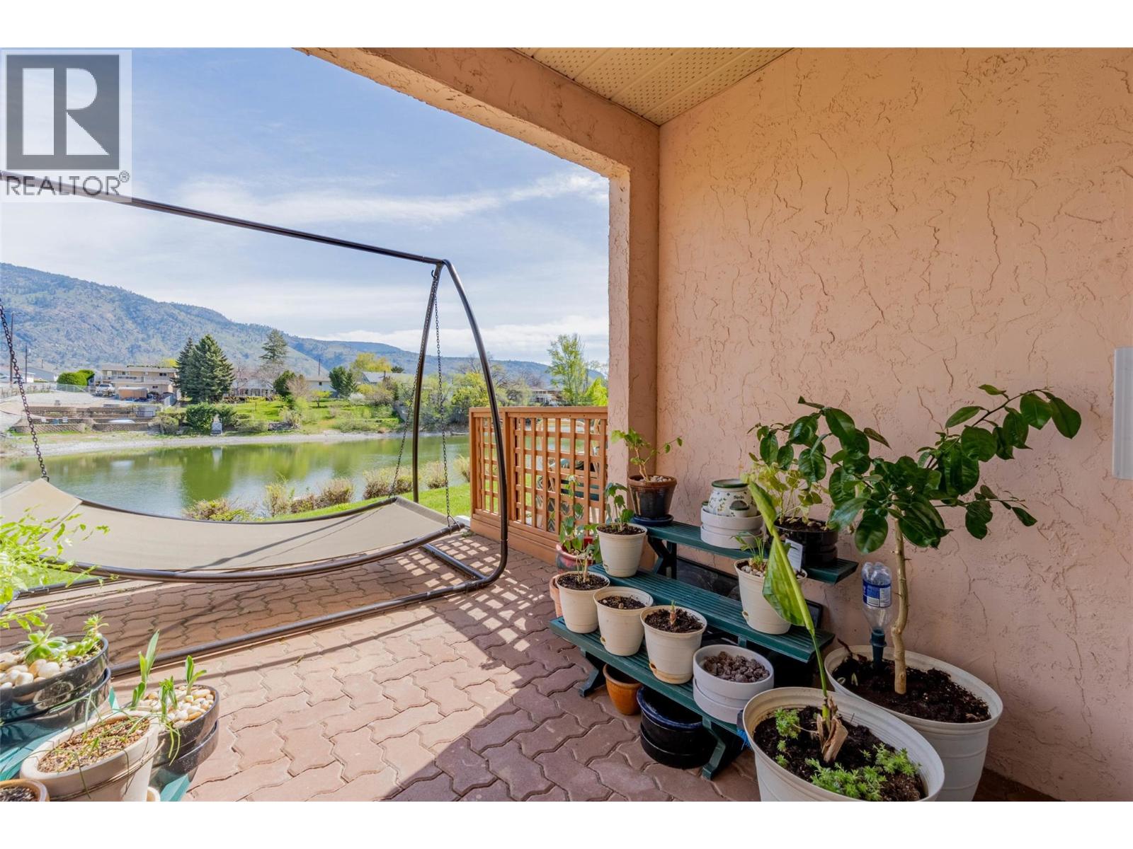 8029 VEDETTE Drive, Osoyoos