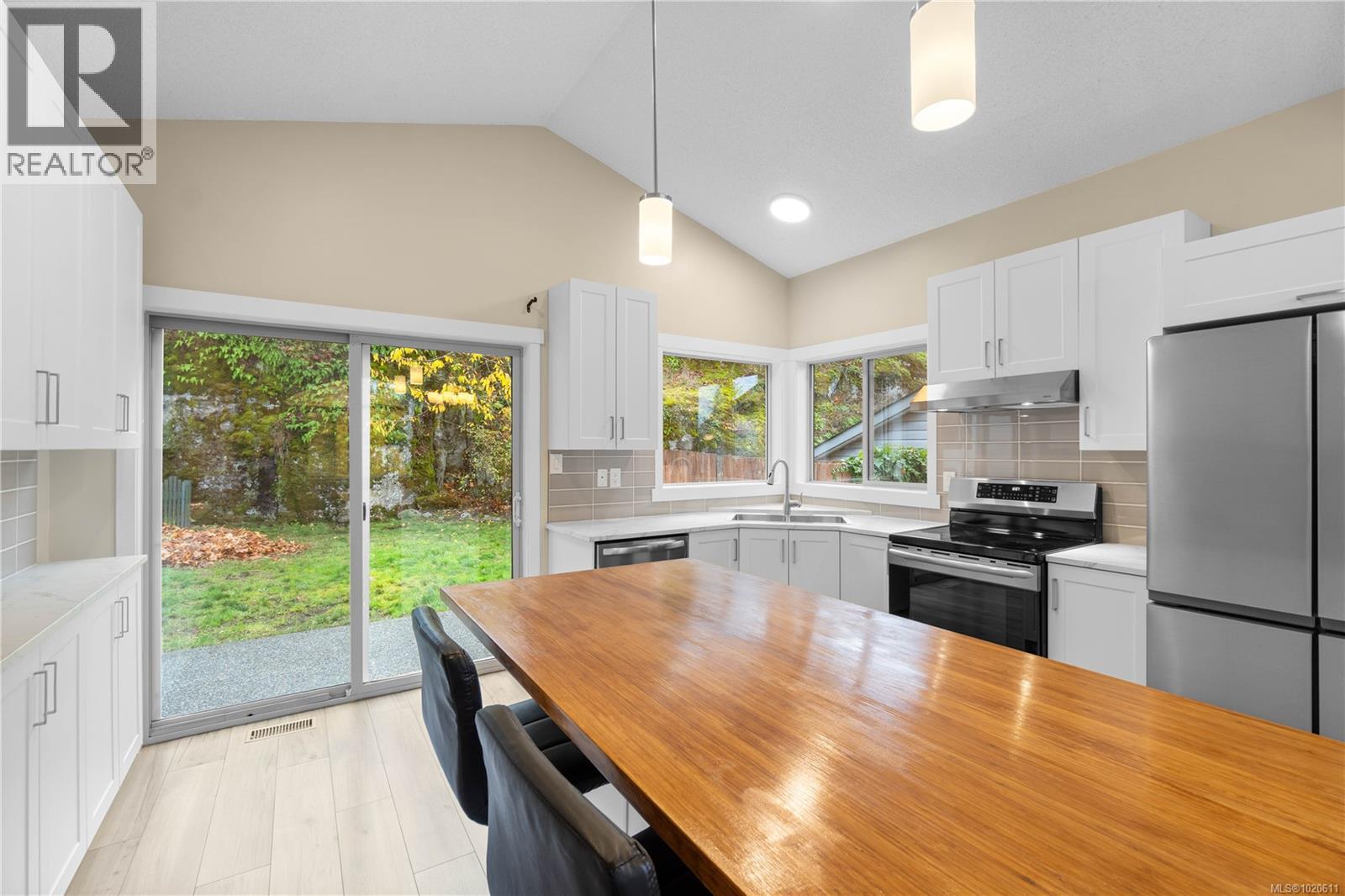 2170 Sun Valley Dr, Nanaimo