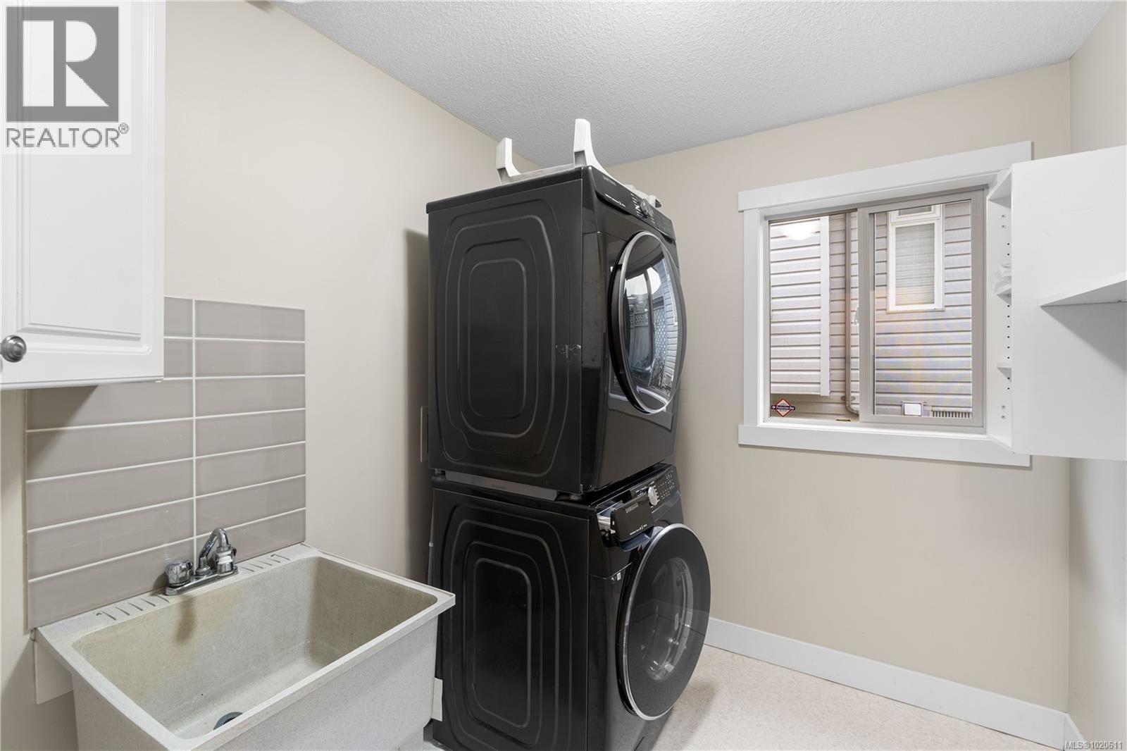 2170 Sun Valley Dr, Nanaimo