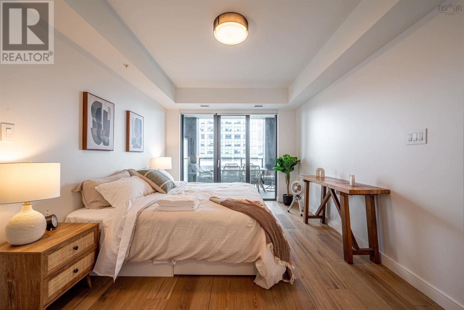 Property 27 of 48 of 1202 1650 Granville Street