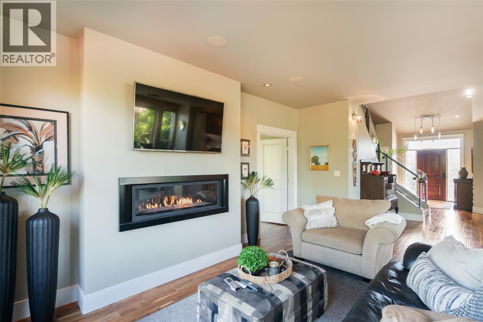 3172 Royal Vista Way, Courtenay