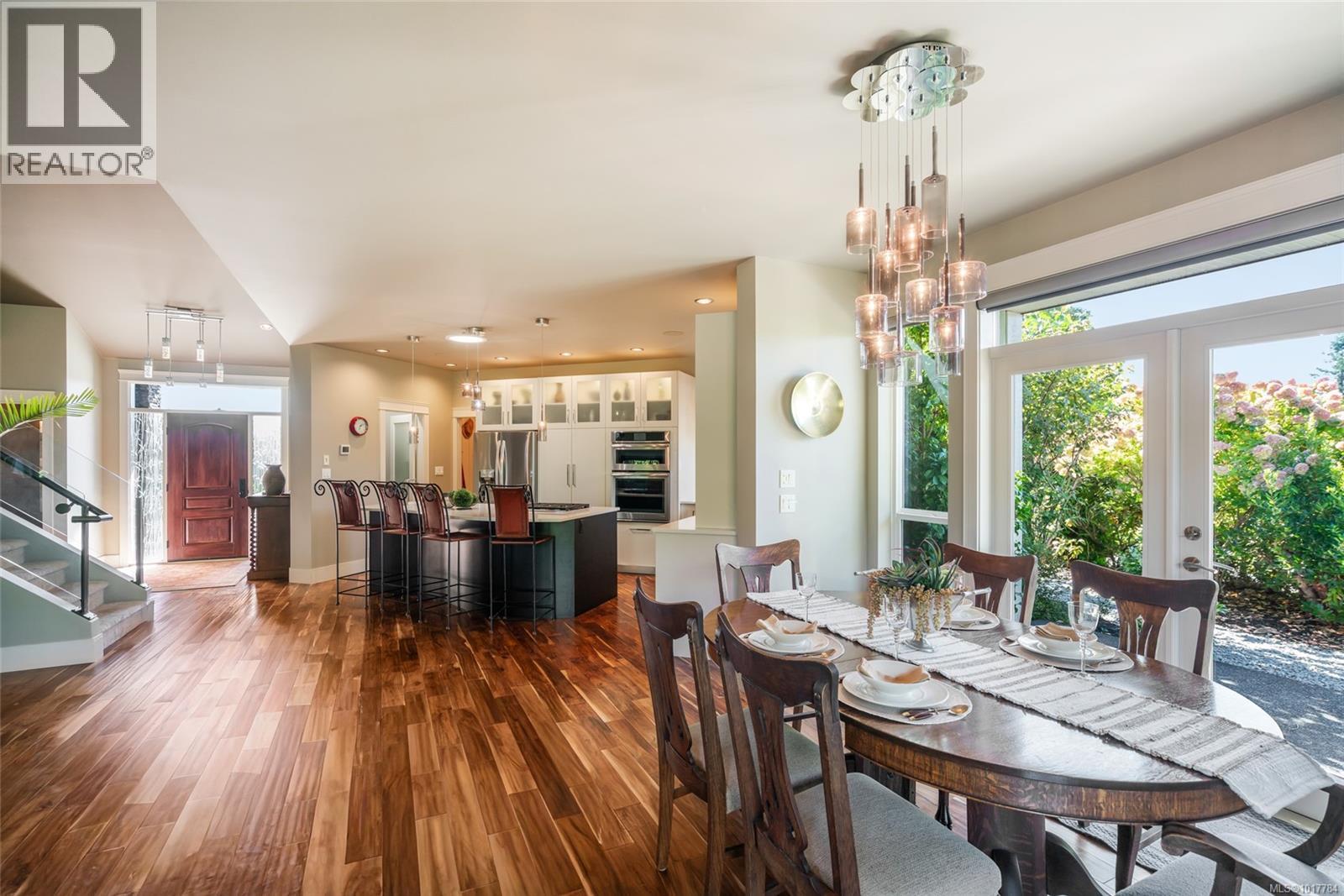 3172 Royal Vista Way, Courtenay