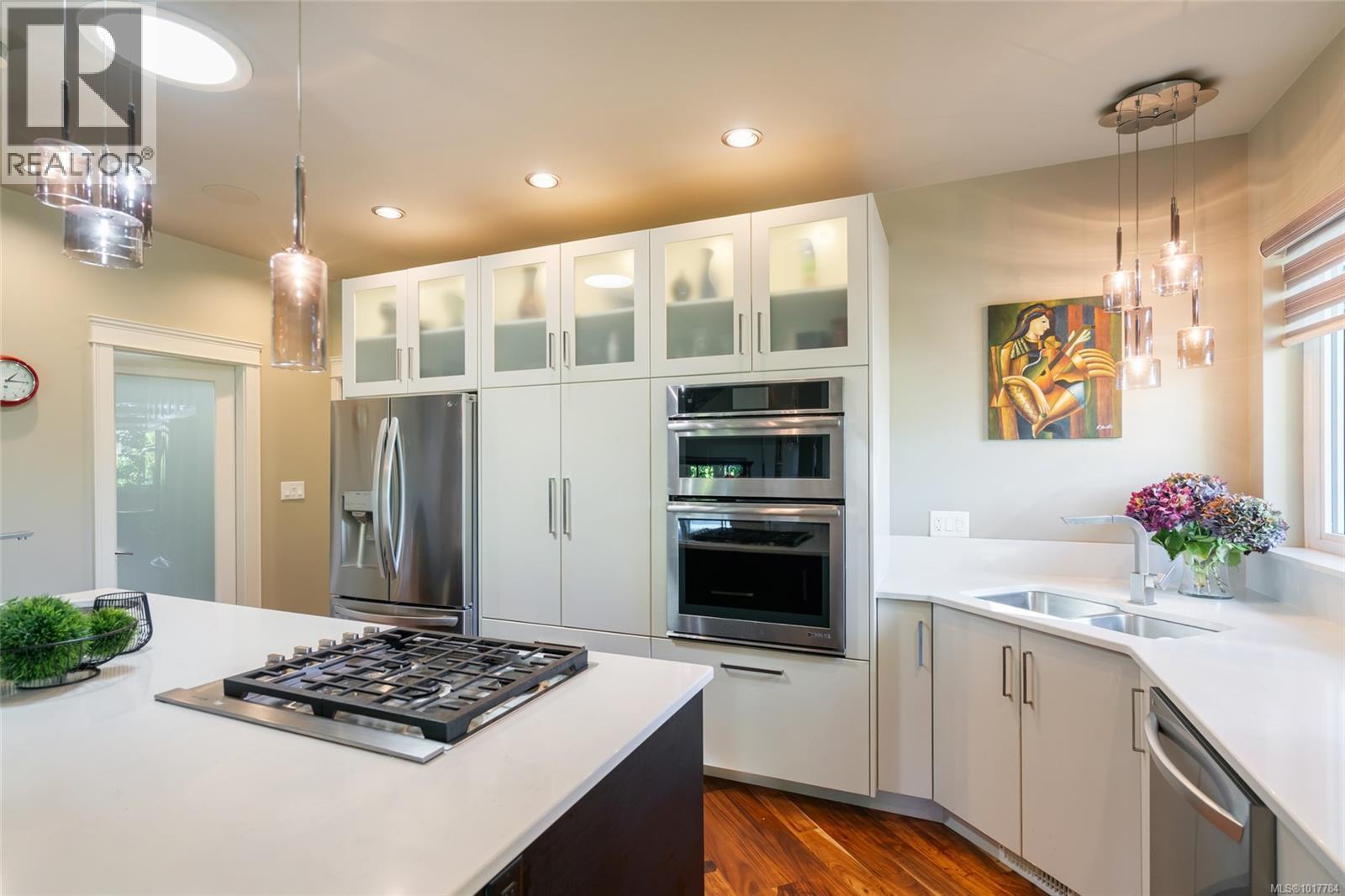 3172 Royal Vista Way, Courtenay