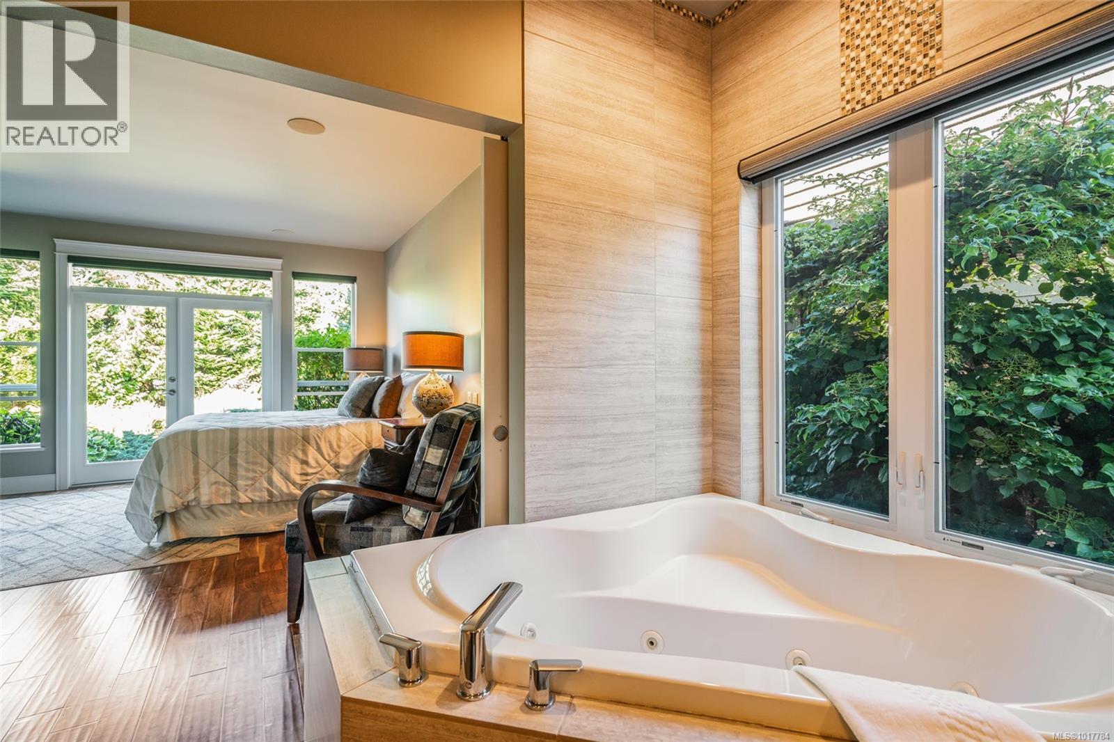 3172 Royal Vista Way, Courtenay