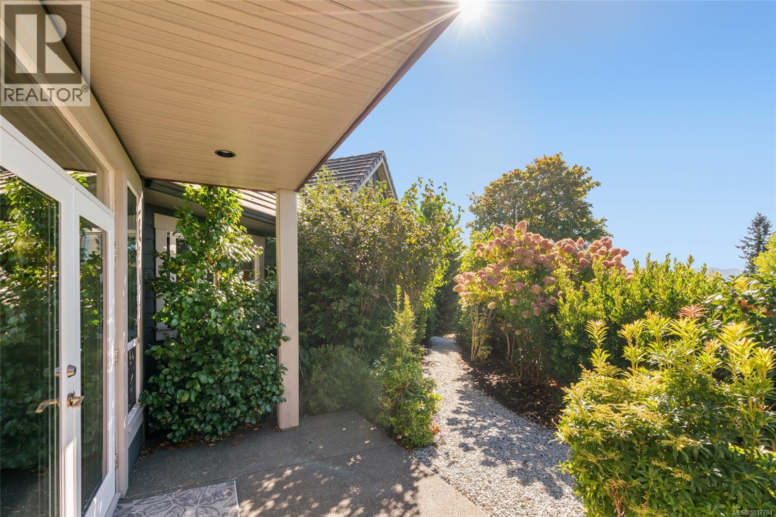3172 Royal Vista Way, Courtenay