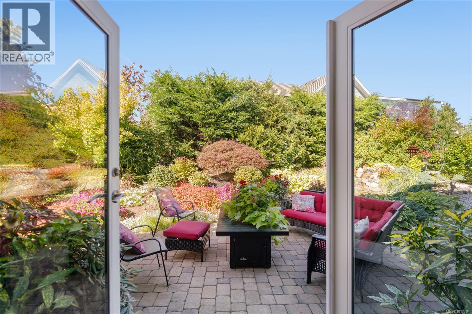 3172 Royal Vista Way, Courtenay