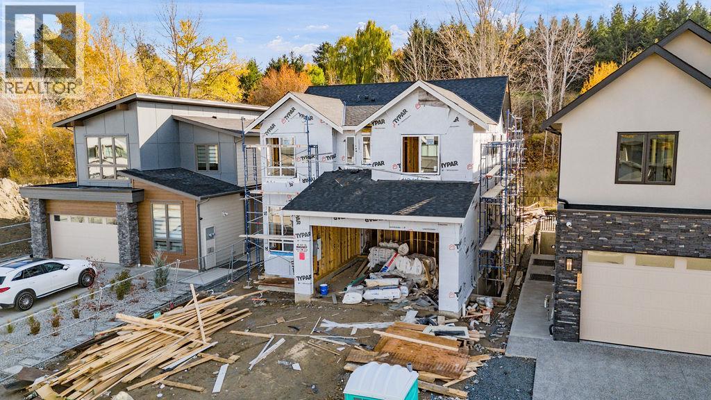  996 Bull Crescent, Kelowna