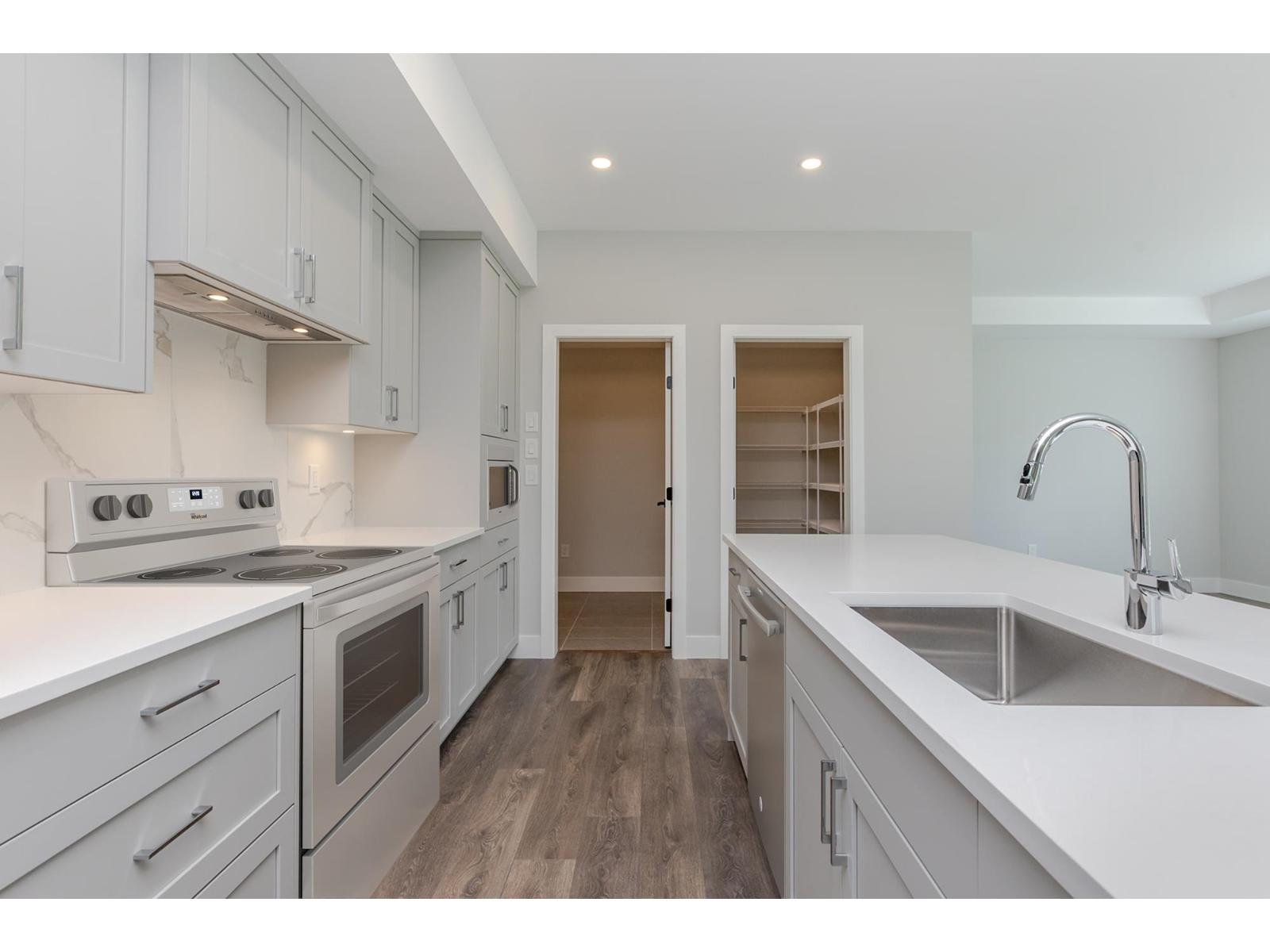 1970 SPARROW HAWK PLACE, Mt Woodside, Agassiz