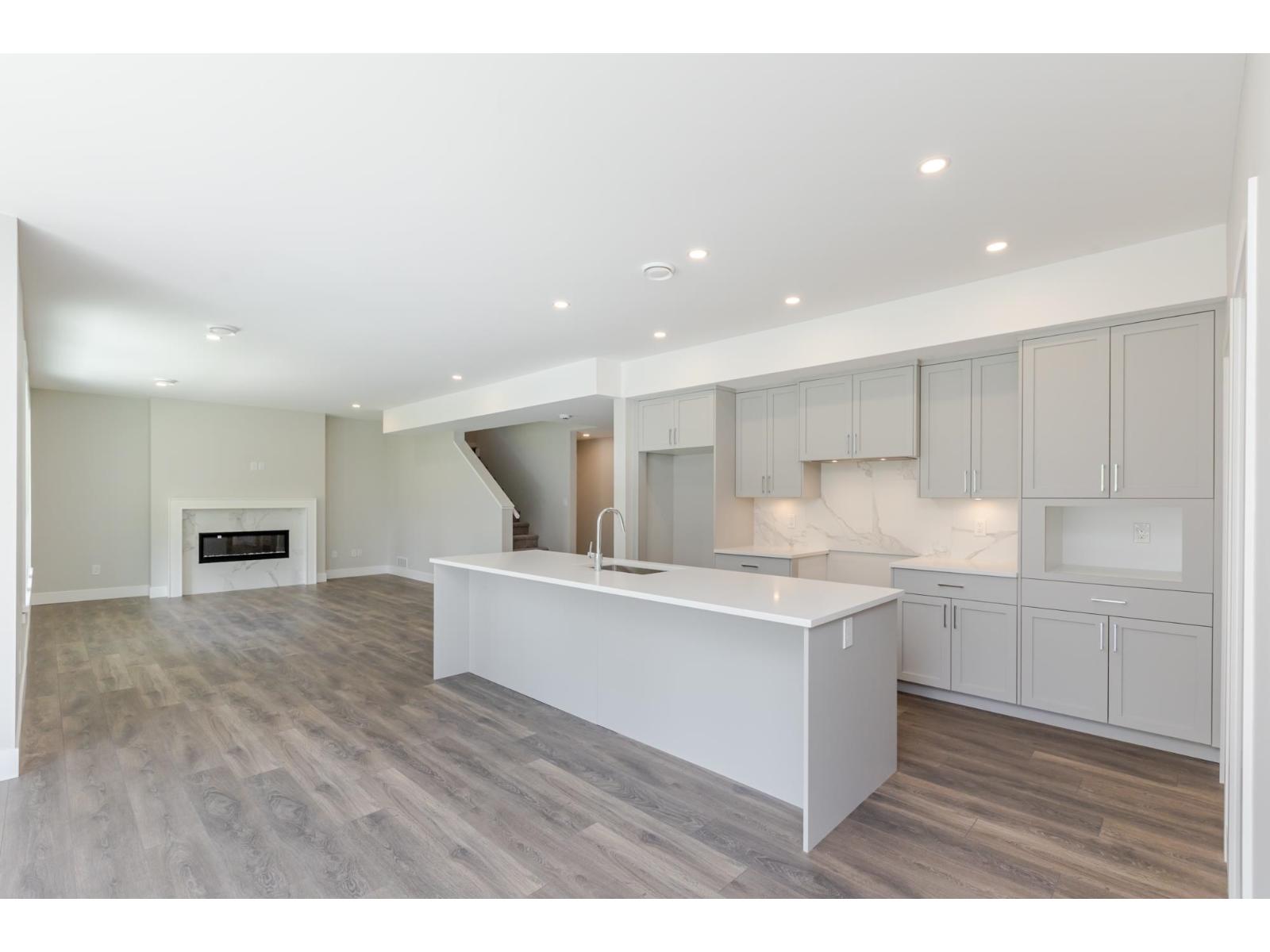 1970 SPARROW HAWK PLACE, Mt Woodside, Agassiz