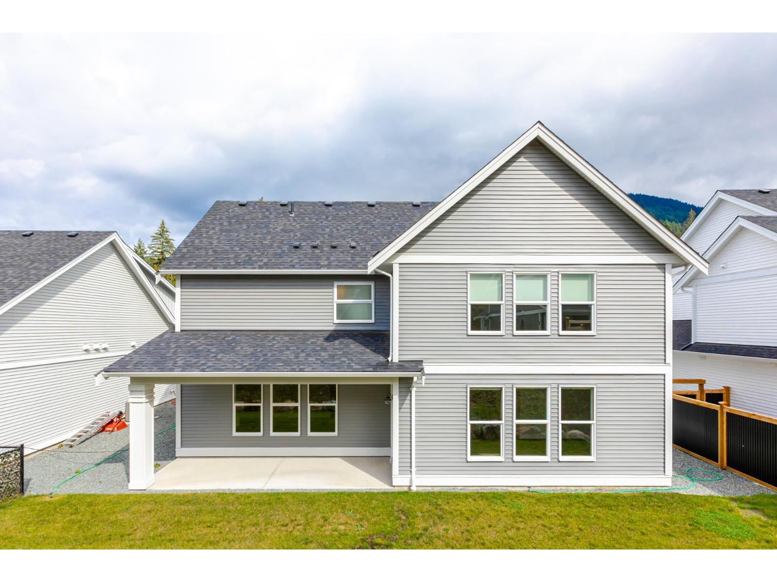 1970 SPARROW HAWK PLACE, Mt Woodside, Agassiz