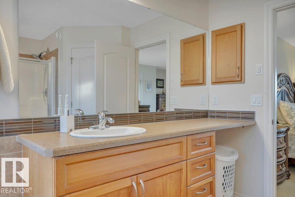 827 SOUTHFORK GR, Leduc