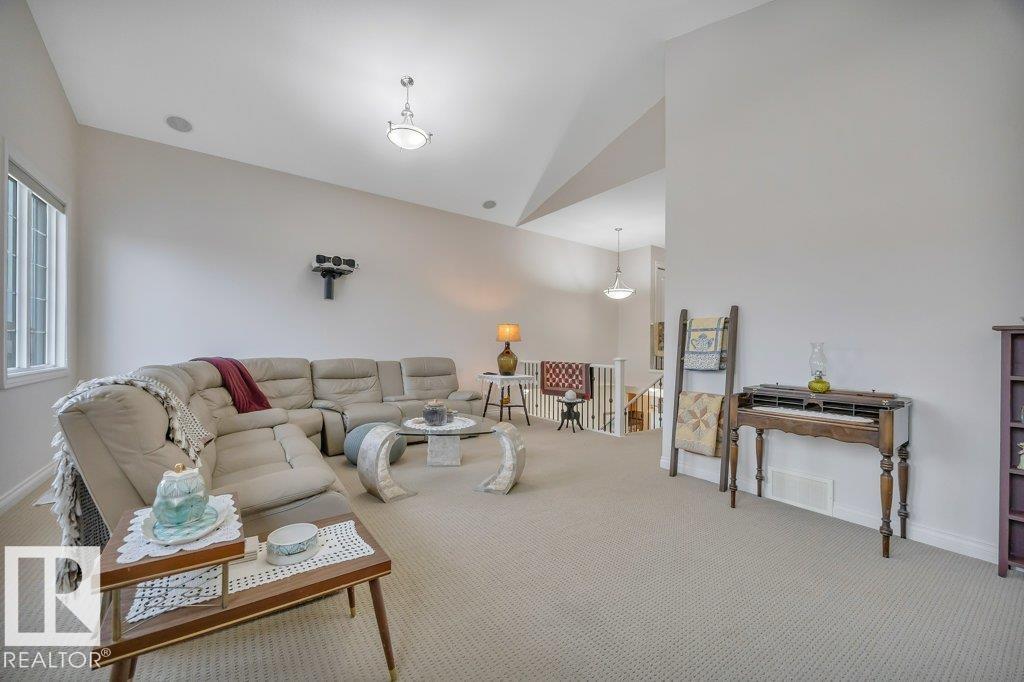 827 SOUTHFORK GR, Leduc