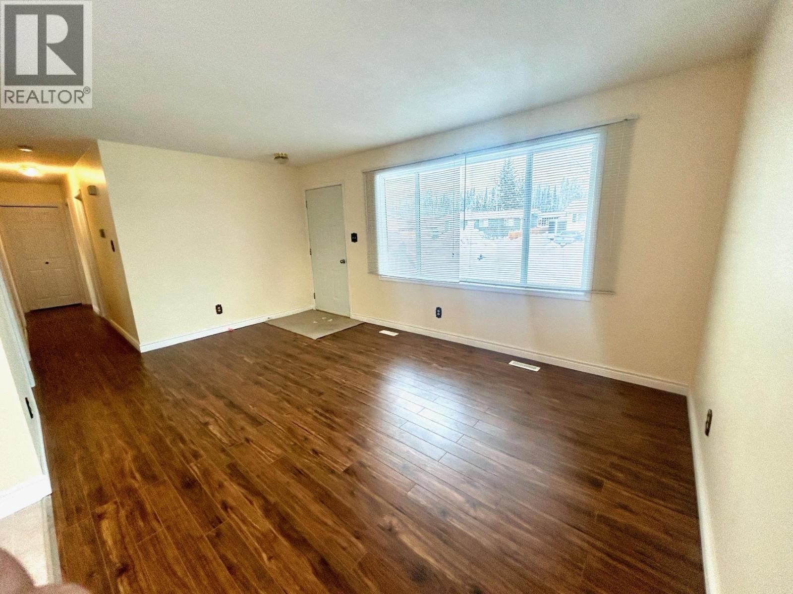 5235 COTTONWOOD ROAD, Fort Nelson