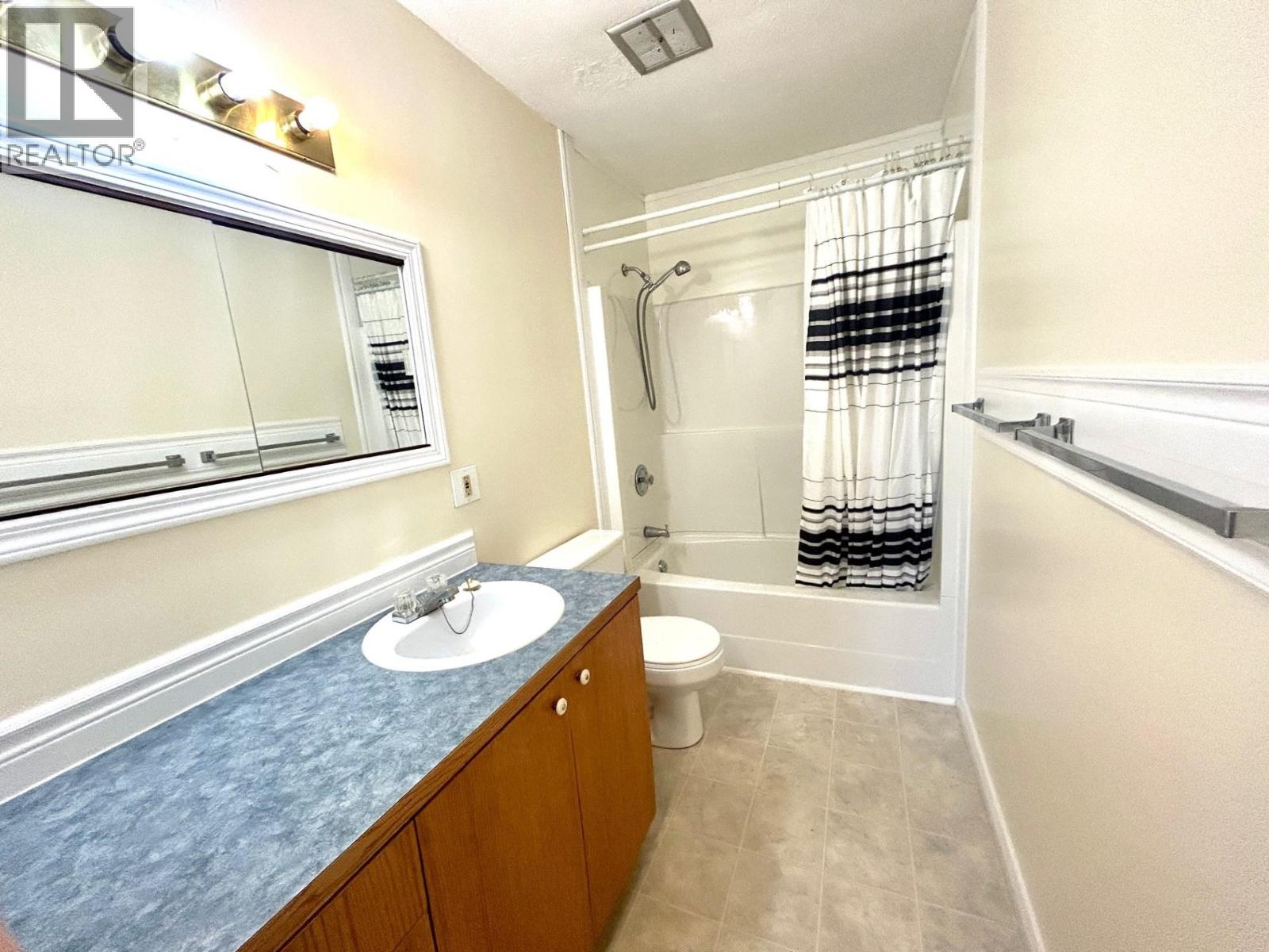 5235 COTTONWOOD ROAD, Fort Nelson