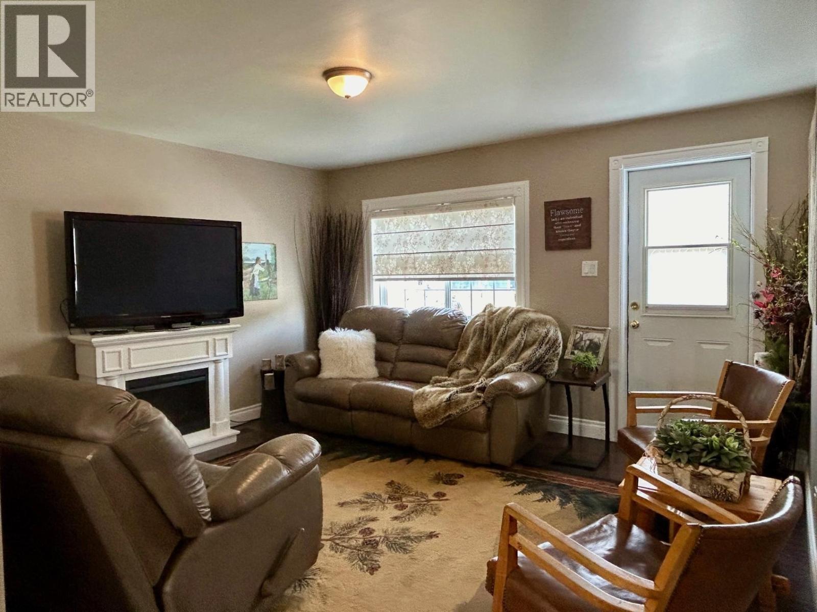 5604 49 STREET, Fort Nelson