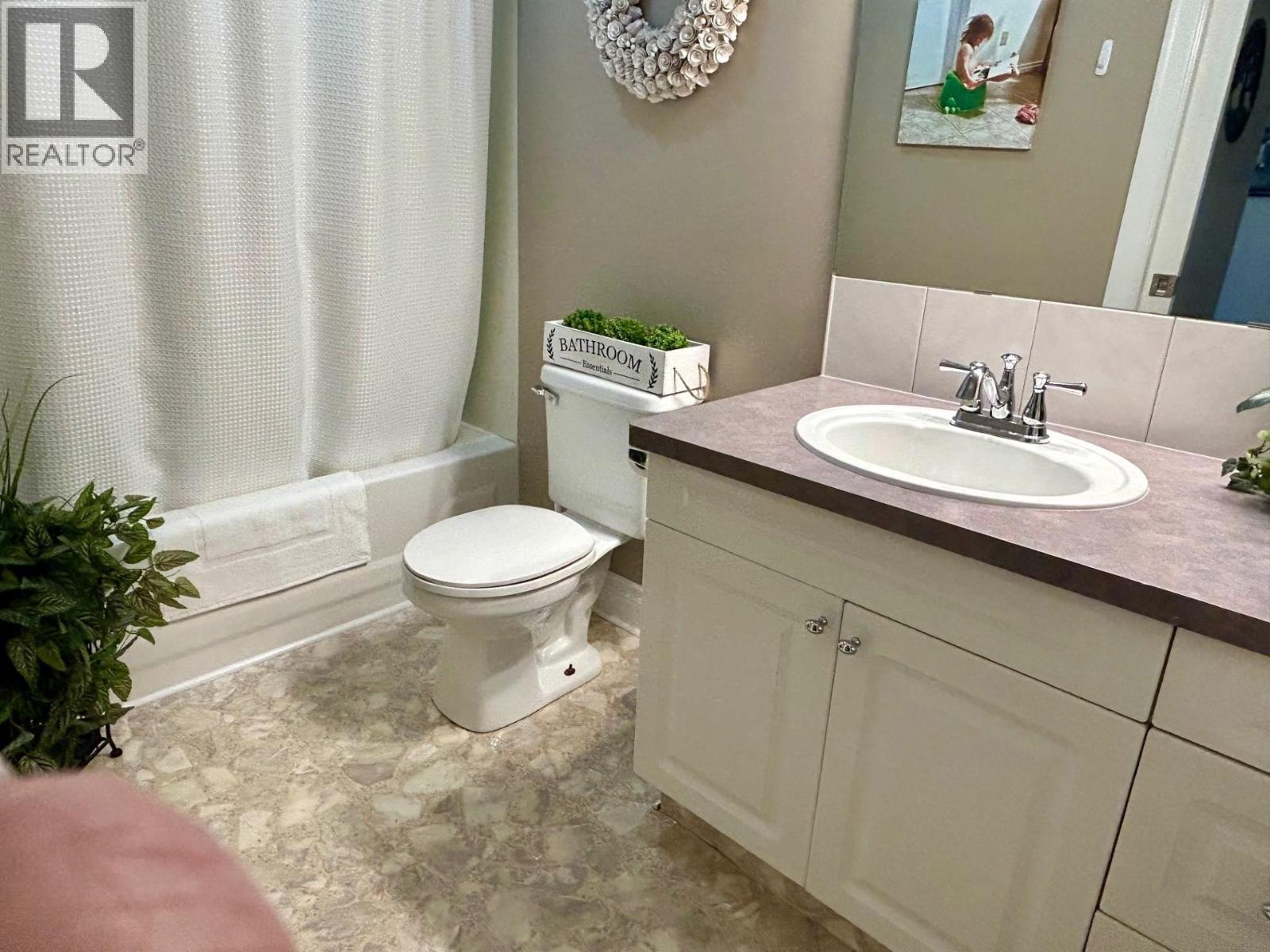 5604 49 STREET, Fort Nelson