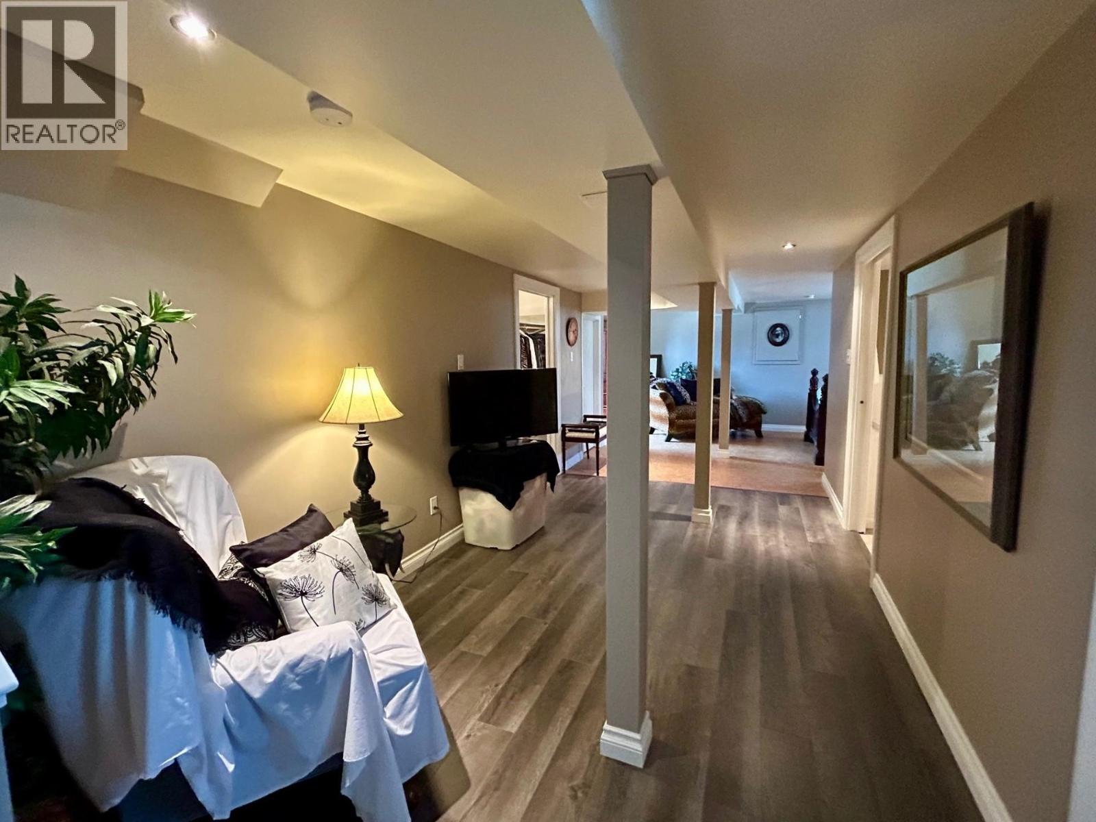 5604 49 STREET, Fort Nelson