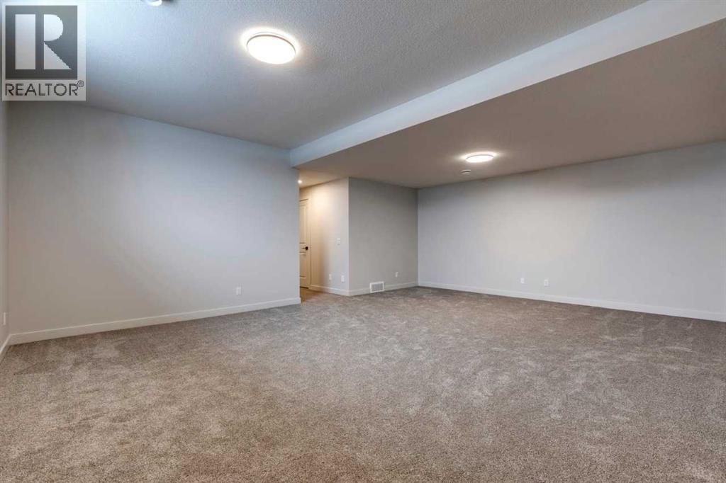 435 Rivercrest Road, Cochrane