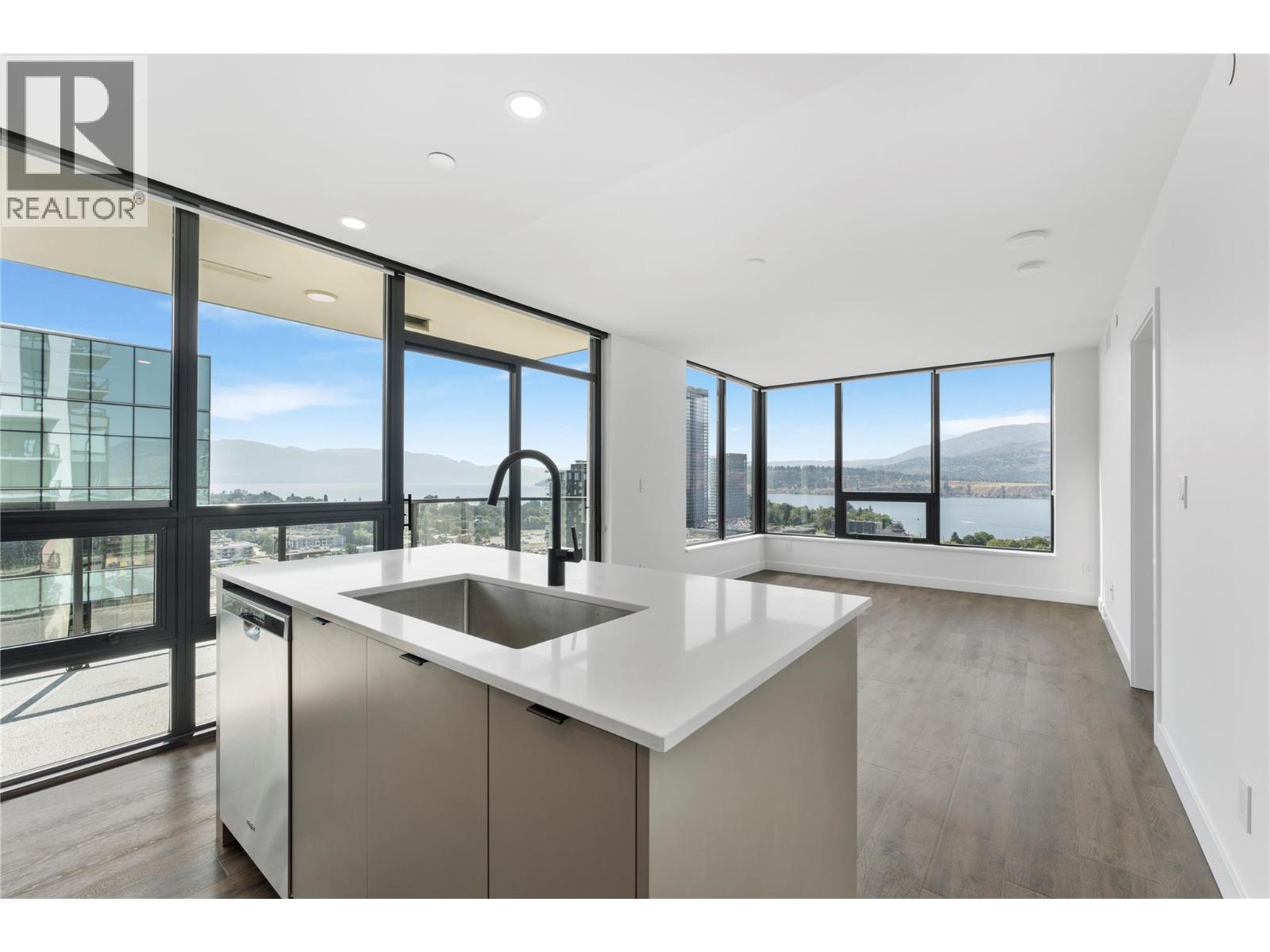 #2005-1471 St. Paul Street, Kelowna