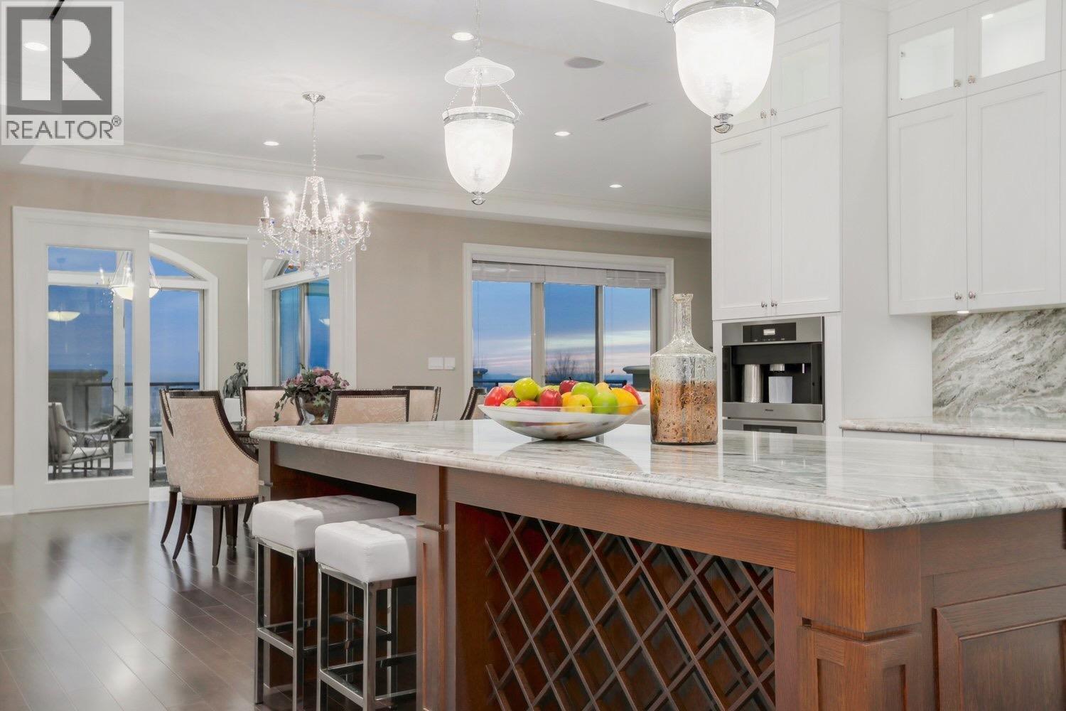 805 KING GEORGES WAY, West Vancouver