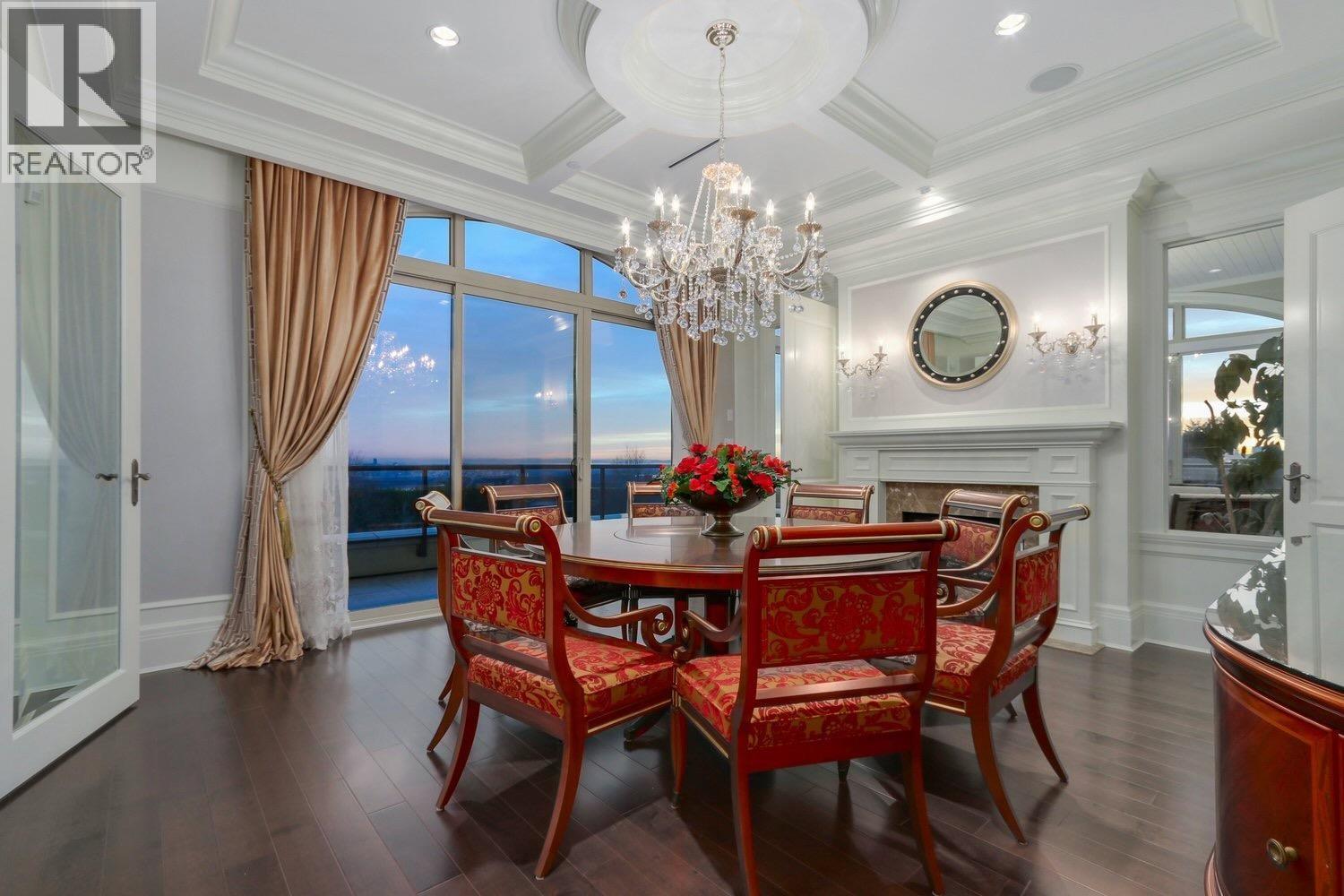 805 KING GEORGES WAY, West Vancouver